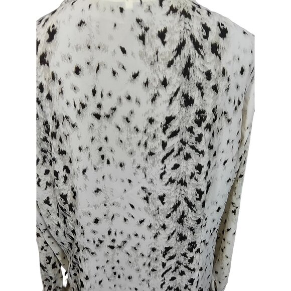 Violet + Claire Womens Large Animal Print Blouse Cream Brown Hidden Button Top - Picture 8 of 8